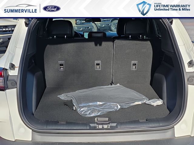 New 2026 Ford Escape ST-Line w/ Tech Pack #1 image 14