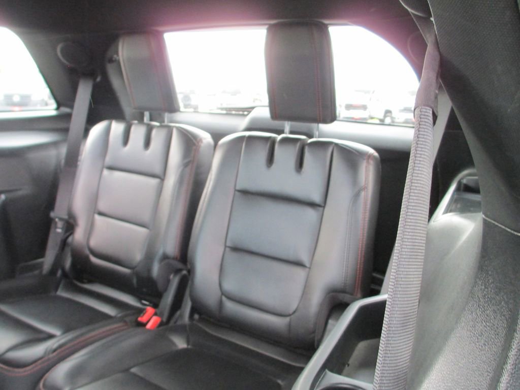 Used 2018 Ford Explorer Sport w/ Equipment Group 401A AWD/4WD image 24
