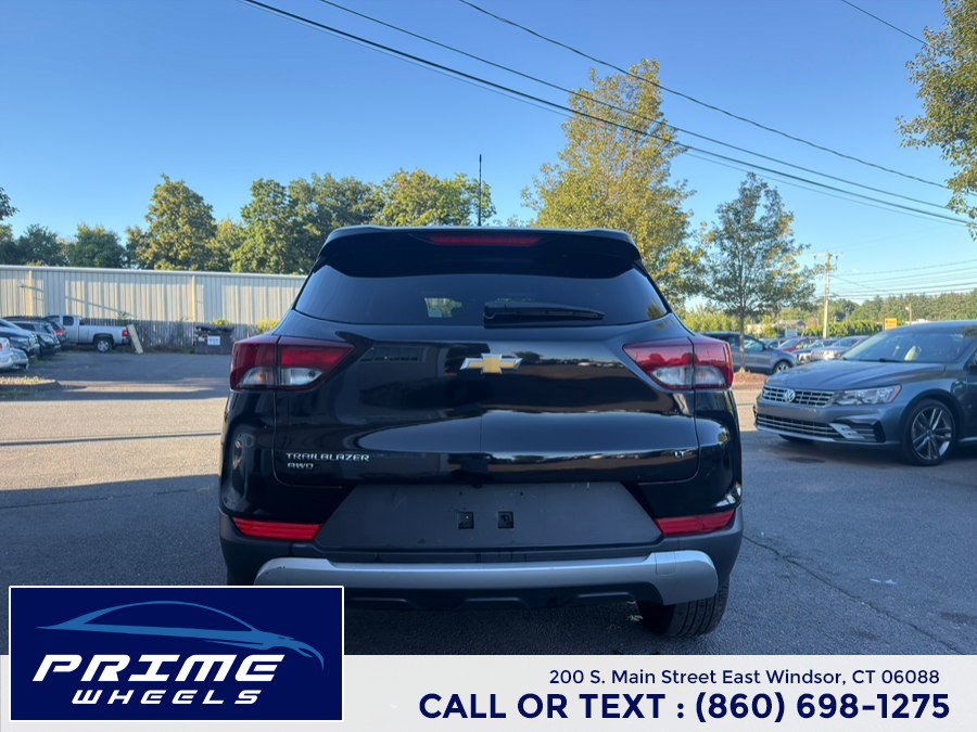 Used 2023 Chevrolet TrailBlazer LT w/ Convenience Package AWD/4WD image 6