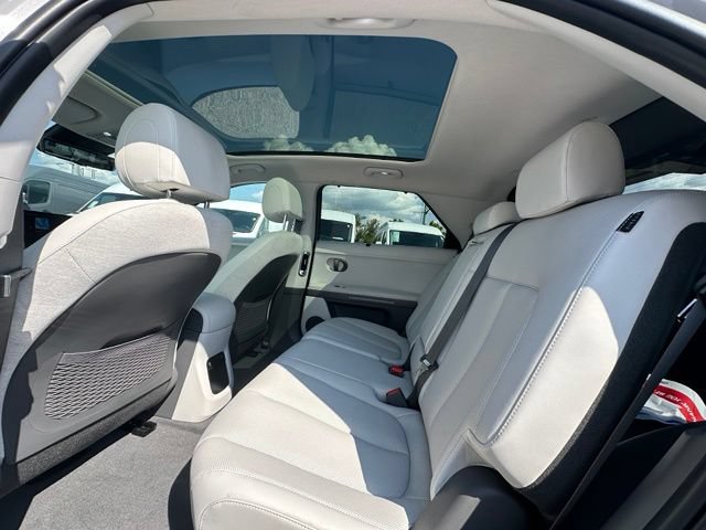 Used 2025 Hyundai Ioniq 5 Limited AWD/4WD image 16
