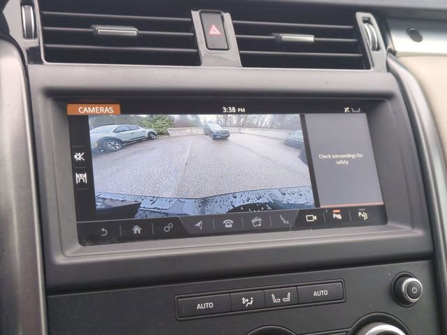 Used 2020 Land Rover Discovery Landmark AWD/4WD image 10