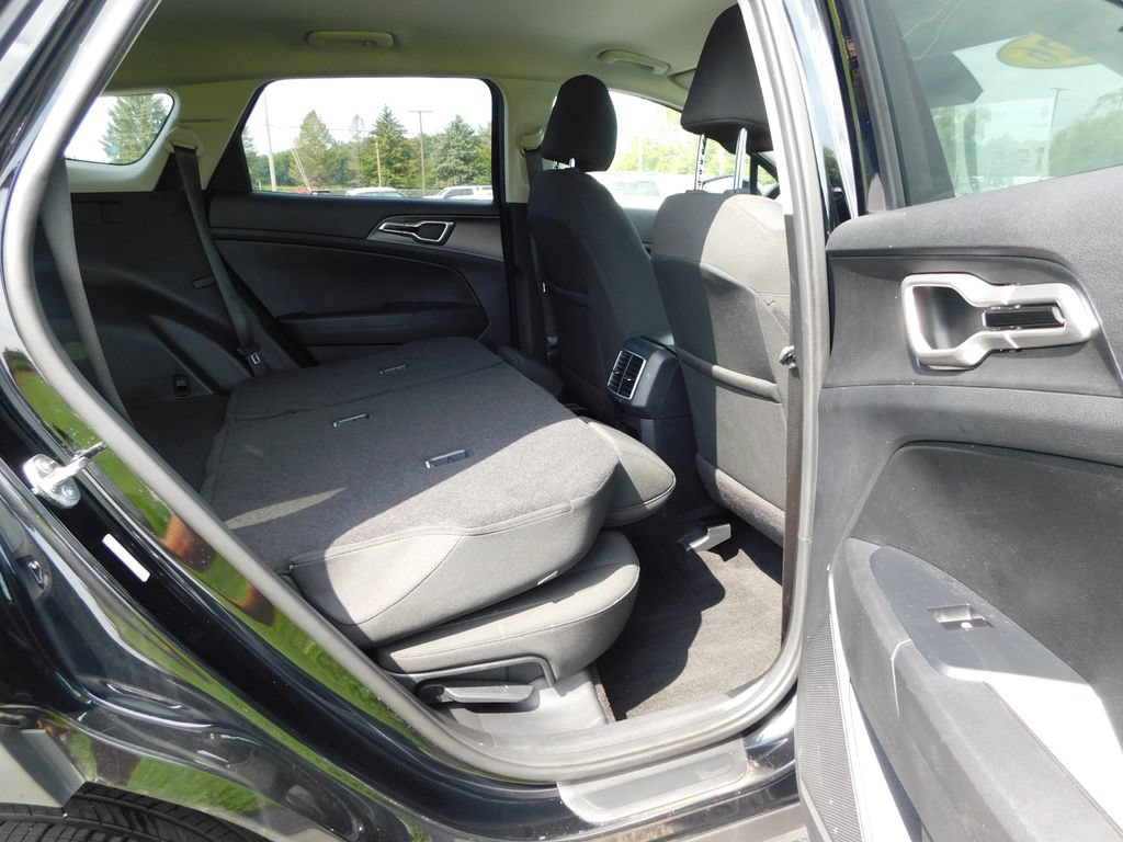 Used 2026 Kia Sportage LX w/ LX Convenience Package AWD/4WD image 24