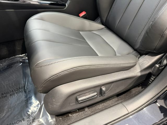 Certified 2025 Acura Integra Base image 16