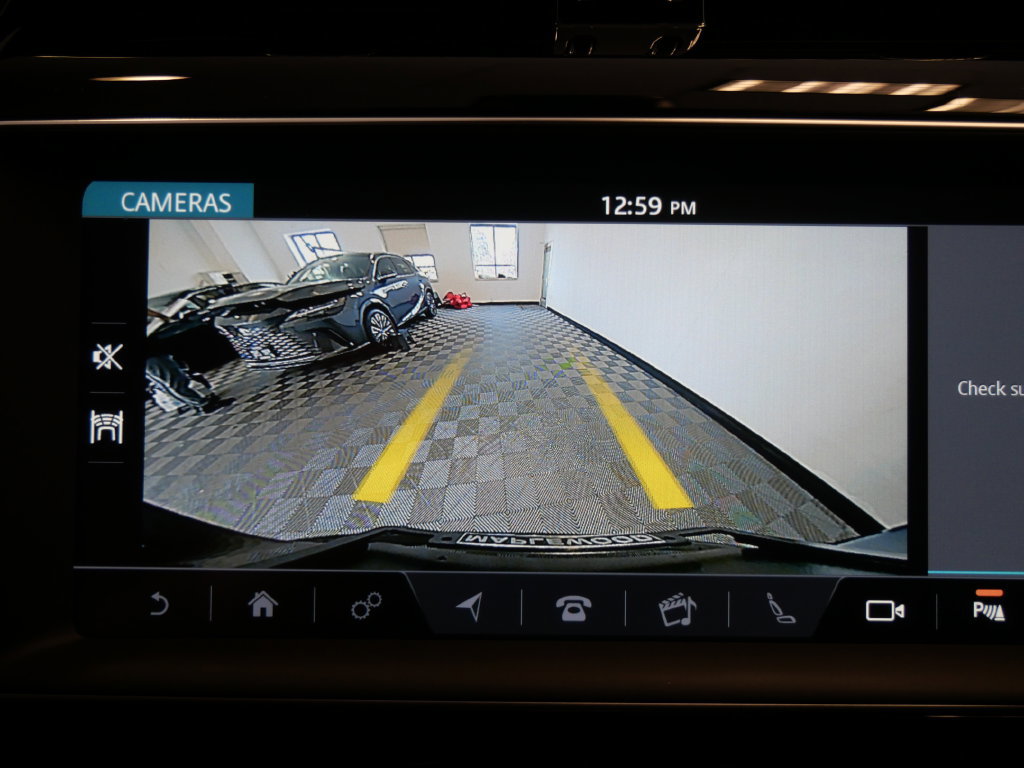 Used 2020 Jaguar F-PACE Prestige AWD/4WD image 22