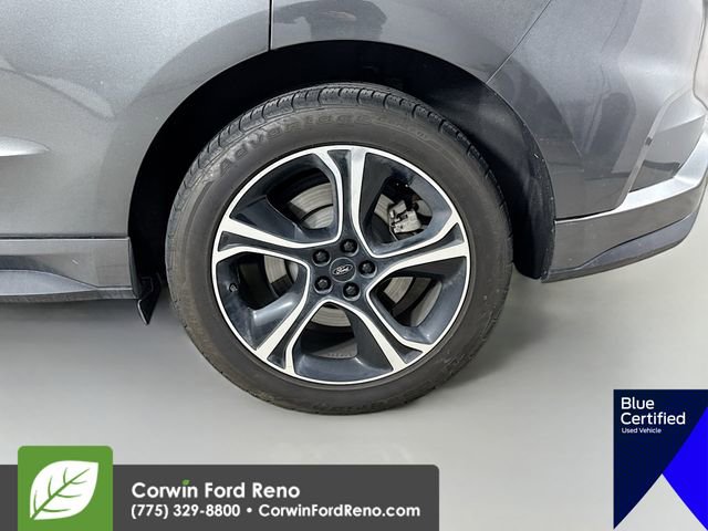 Certified 2019 Ford Edge ST w/ Cold Weather Package image 35
