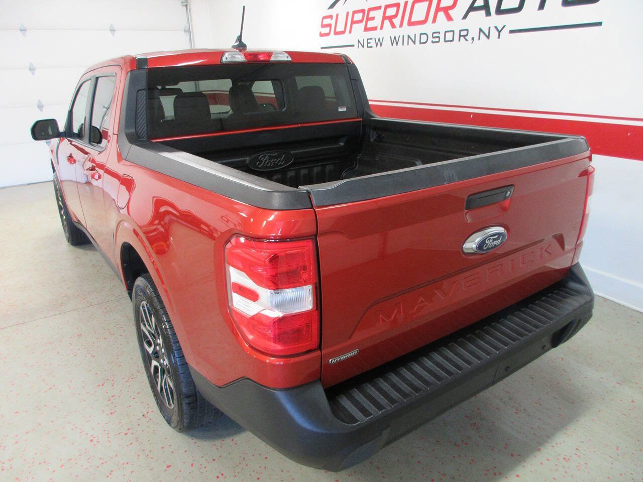 Used 2023 Ford Maverick Lariat image 12
