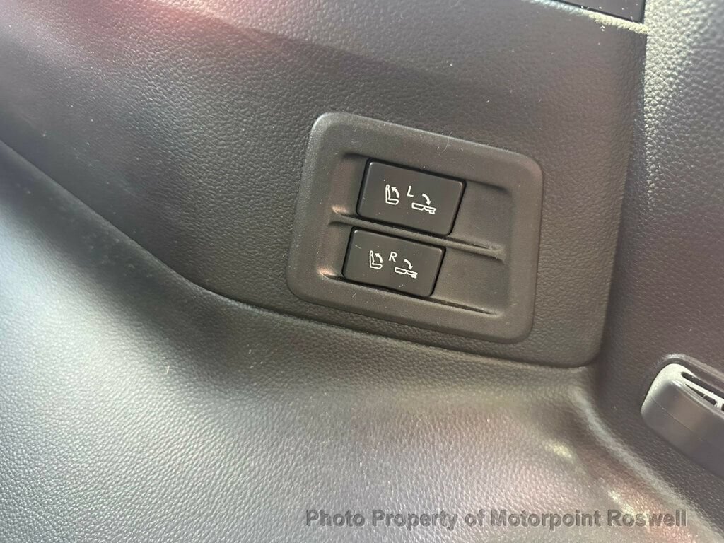 Used 2025 Lexus LX 600 F Sport AWD/4WD image 41