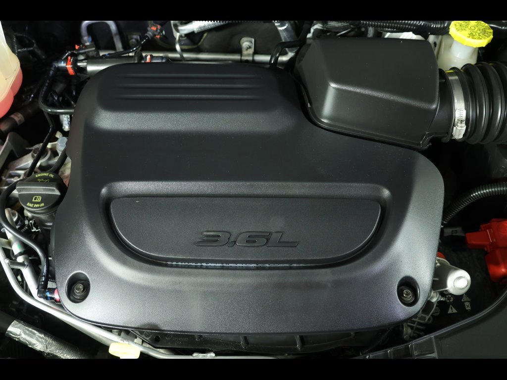 Used 2022 Chrysler Pacifica Touring-L image 20