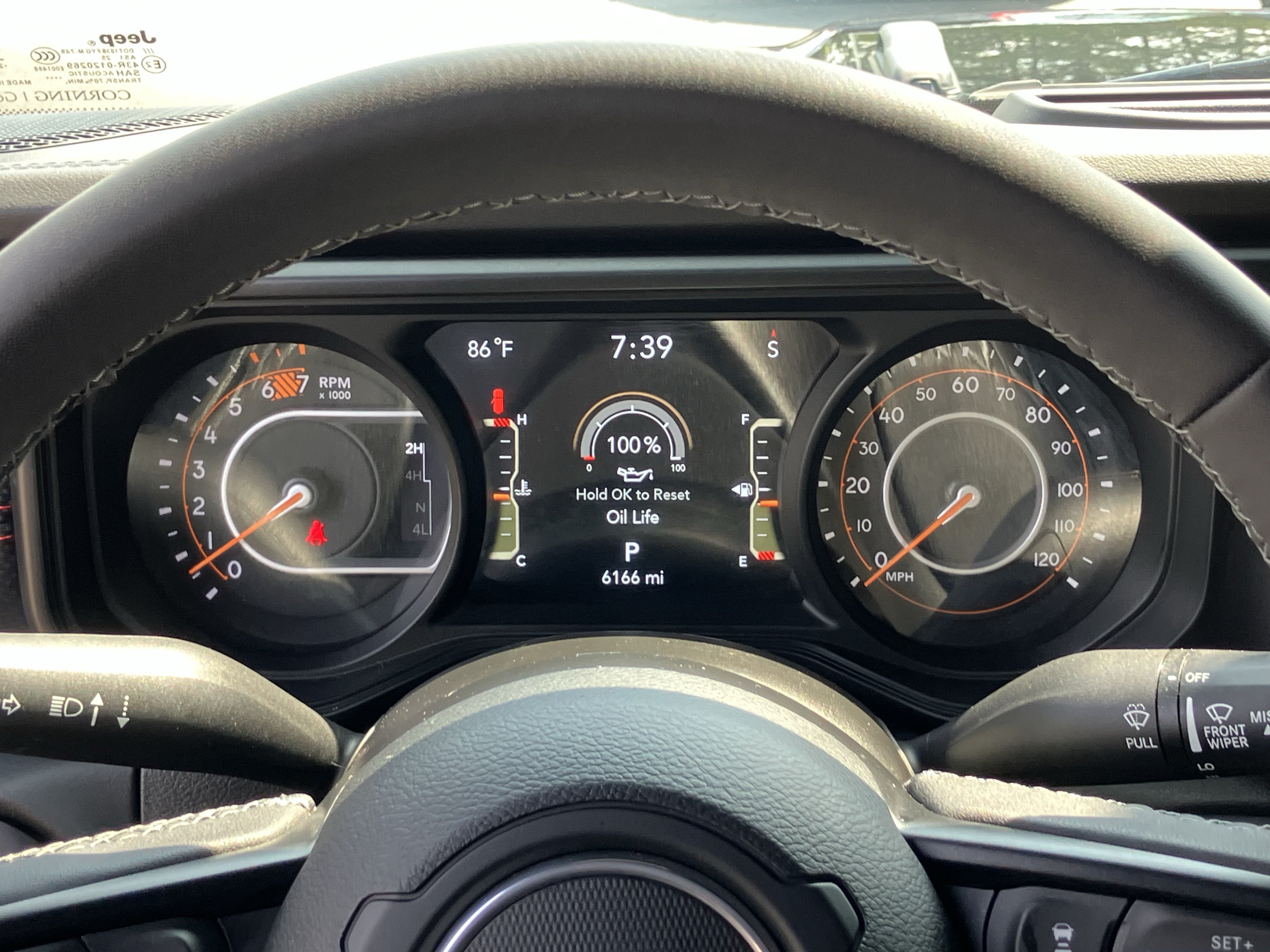 Used 2025 Jeep Wrangler Unlimited Rubicon AWD/4WD image 23