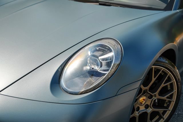 Used 2020 Porsche 911 Carrera 4S AWD/4WD image 5