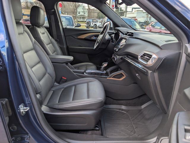 Used 2023 Chevrolet TrailBlazer ACTIV w/ Sun and Liftgate Package image 12