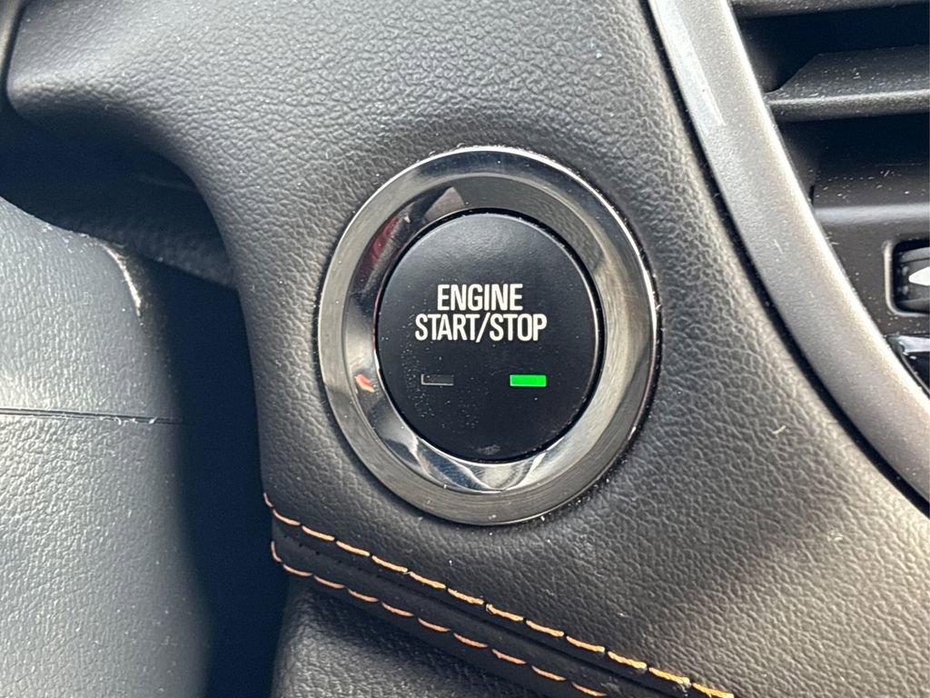 Used 2021 Chevrolet Trax LT w/ Sport Edition image 29