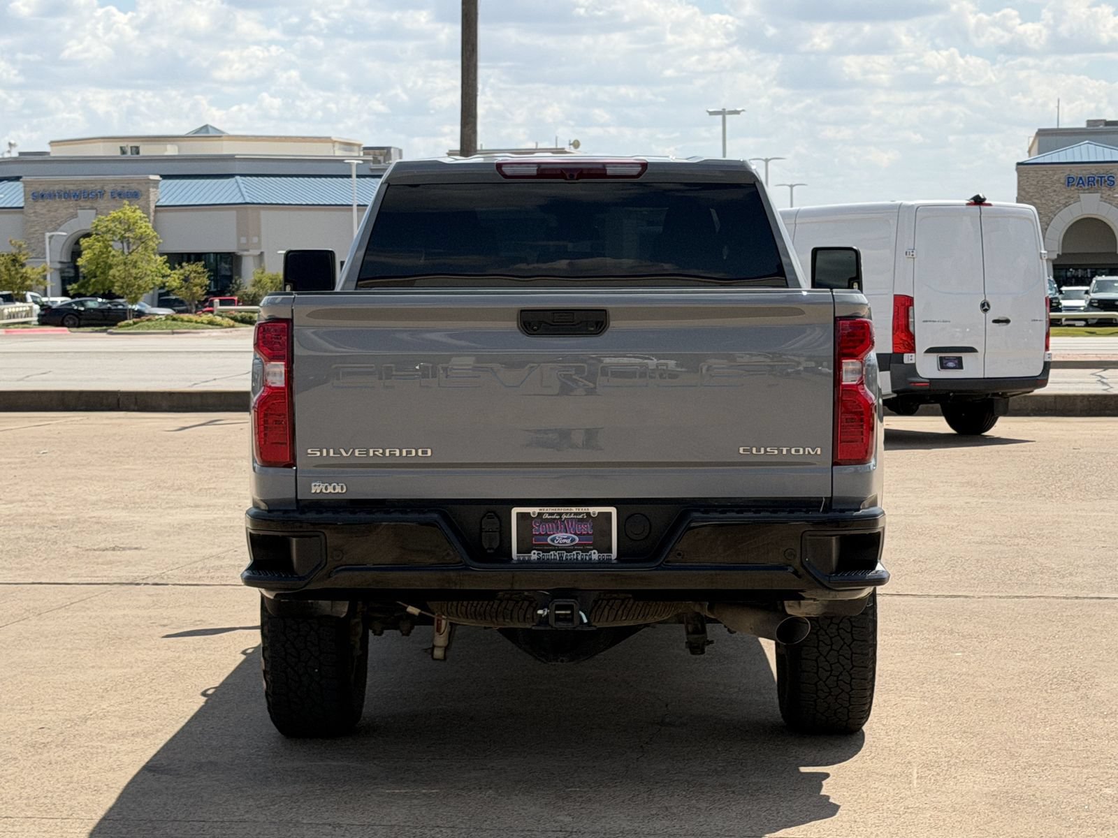 Used 2024 Chevrolet Silverado 2500 Custom w/ Custom Value Package AWD/4WD image 5