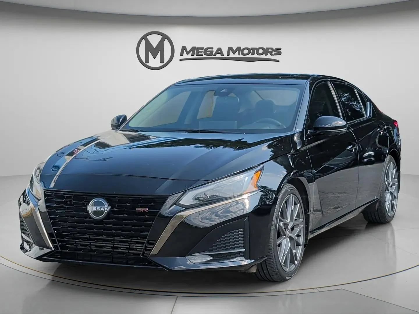 Used 2023 Nissan Altima 2.0 SR