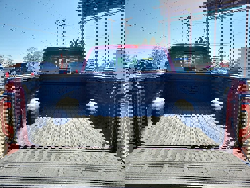 Certified 2017 GMC Sierra 1500 SLT w/ SLT Premium Package image 8