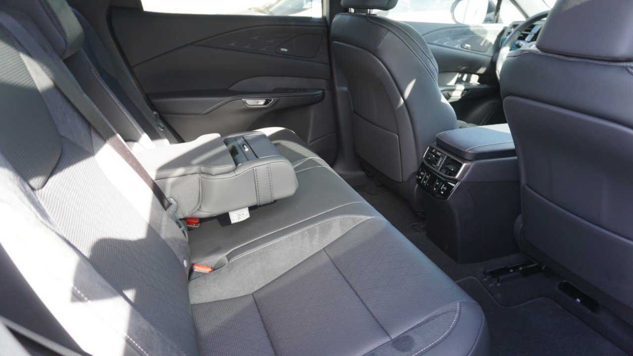 Certified 2025 Lexus RX 350 AWD w/ Convenience Package image 17