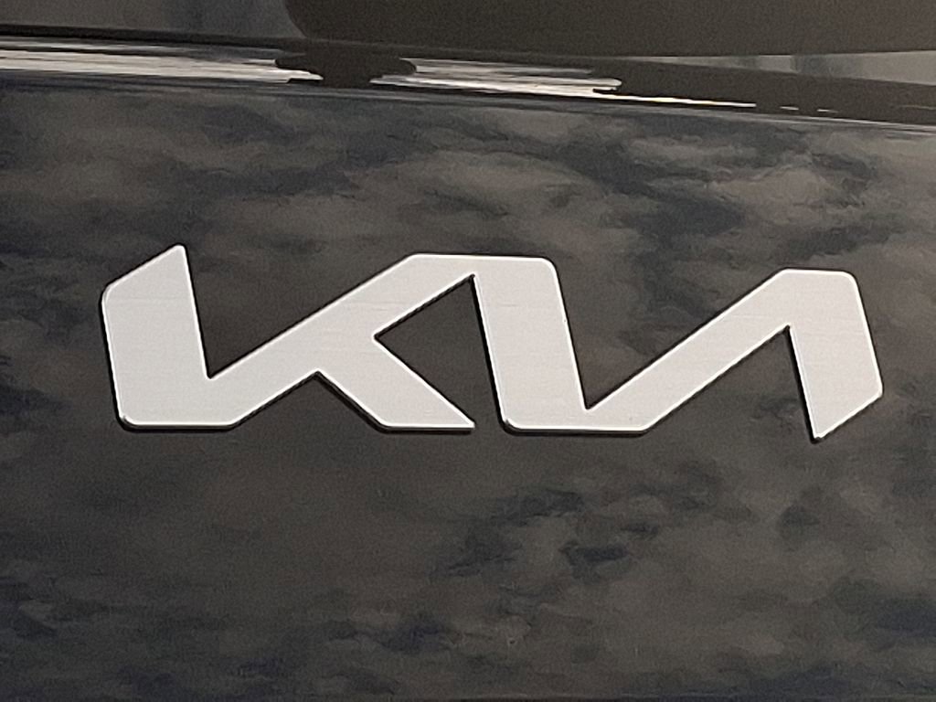 Certified 2023 Kia Soul GT-Line image 28