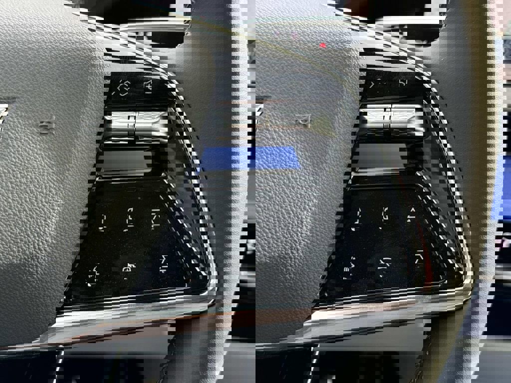 New 2026 Cadillac Optiq Luxury 2 w/ LPO, Floor Liner Package image 14