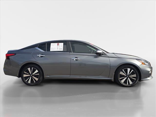 Used 2022 Nissan Altima 2.5 SV image 6