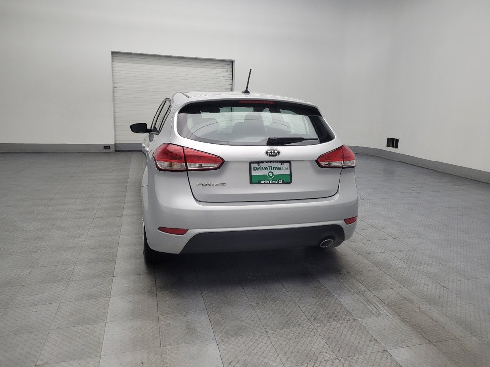 Used 2017 Kia Forte LX image 6