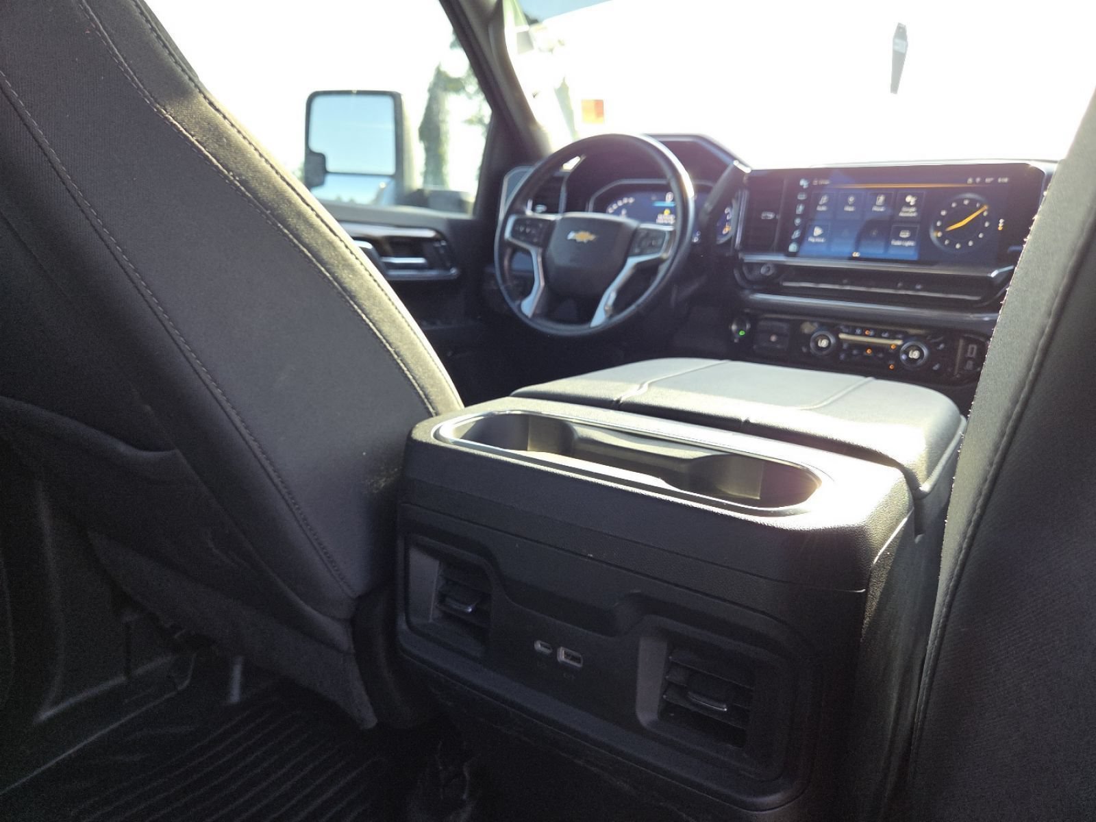 Used 2024 Chevrolet Silverado 3500 LT w/ Convenience Package AWD/4WD image 28
