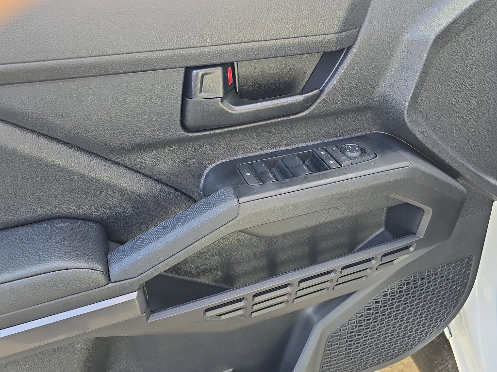 Used 2026 Toyota Tacoma SR5 AWD/4WD image 12