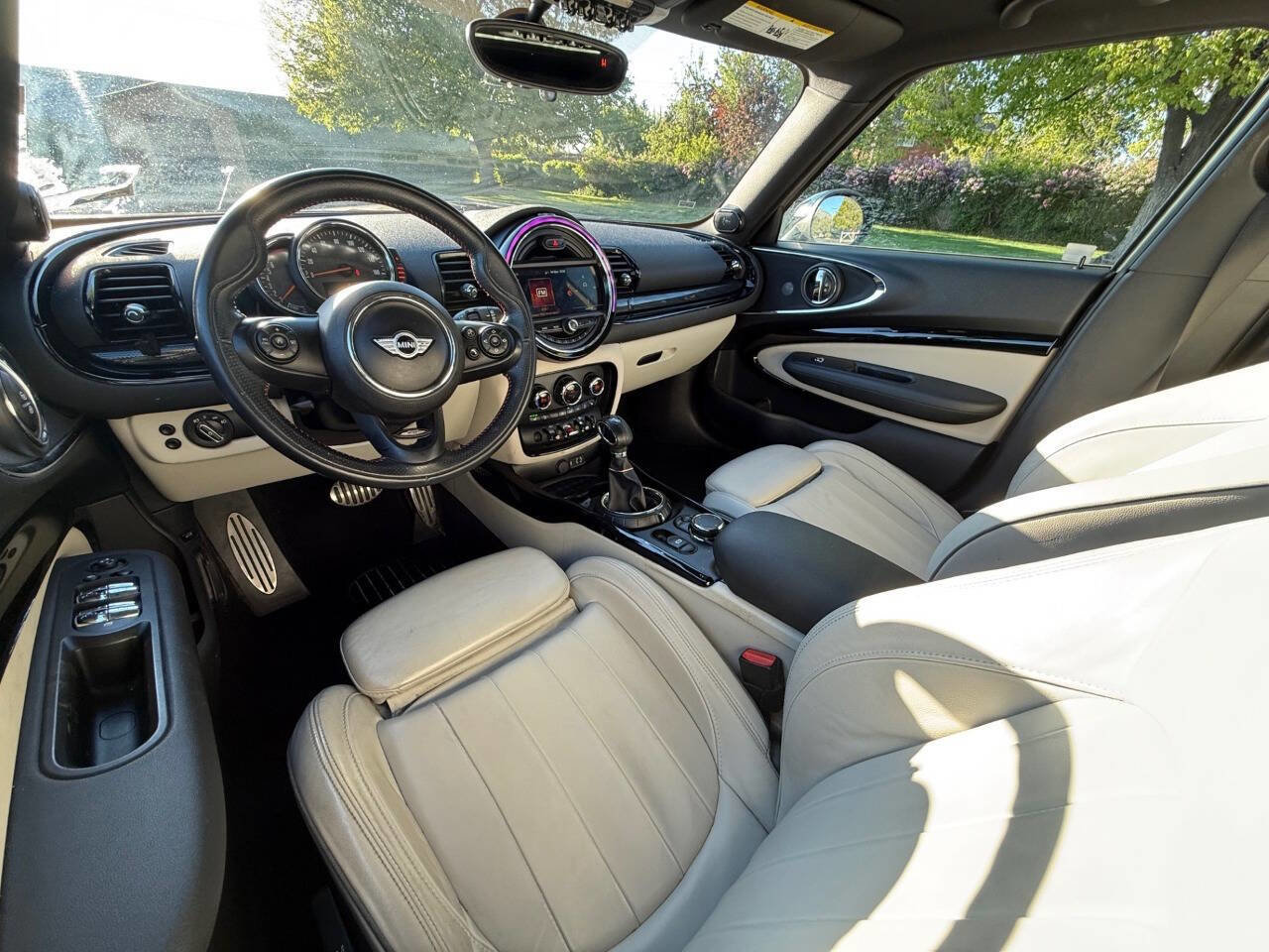 Used 2017 MINI Cooper Clubman ALL4 AWD/4WD image 9