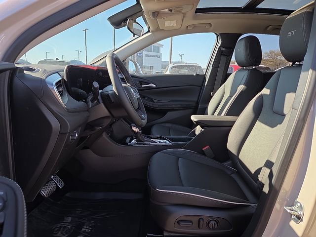 New 2026 Buick Encore GX Sport Touring w/ Studio Series image 10