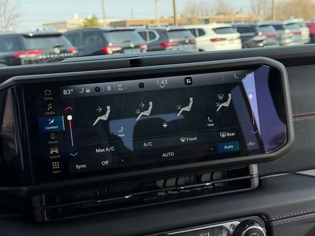 Used 2024 Jeep Gladiator Mojave w/ Convenience Group AWD/4WD image 23