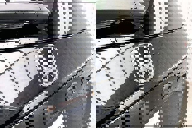 Certified 2024 Honda Pilot TrailSport image 32