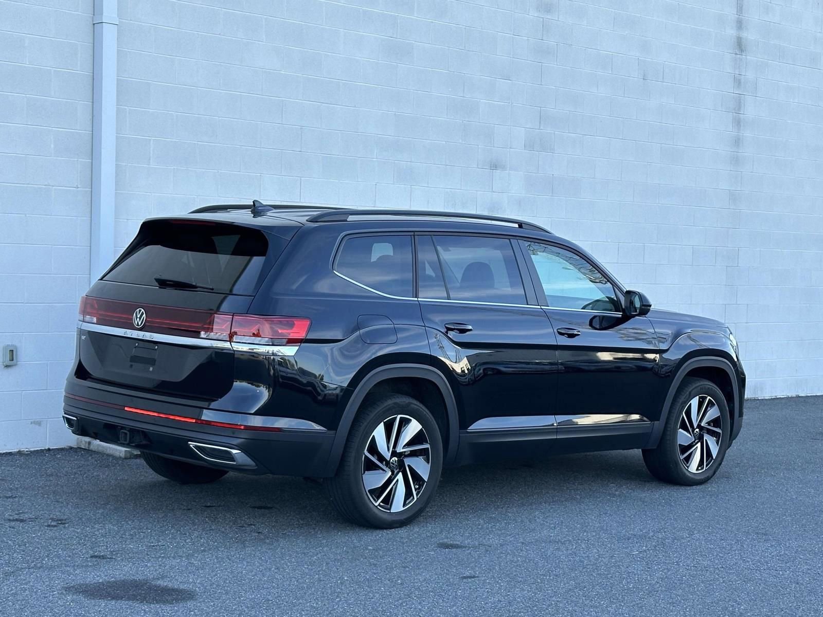 Used 2024 Volkswagen Atlas SE image 6