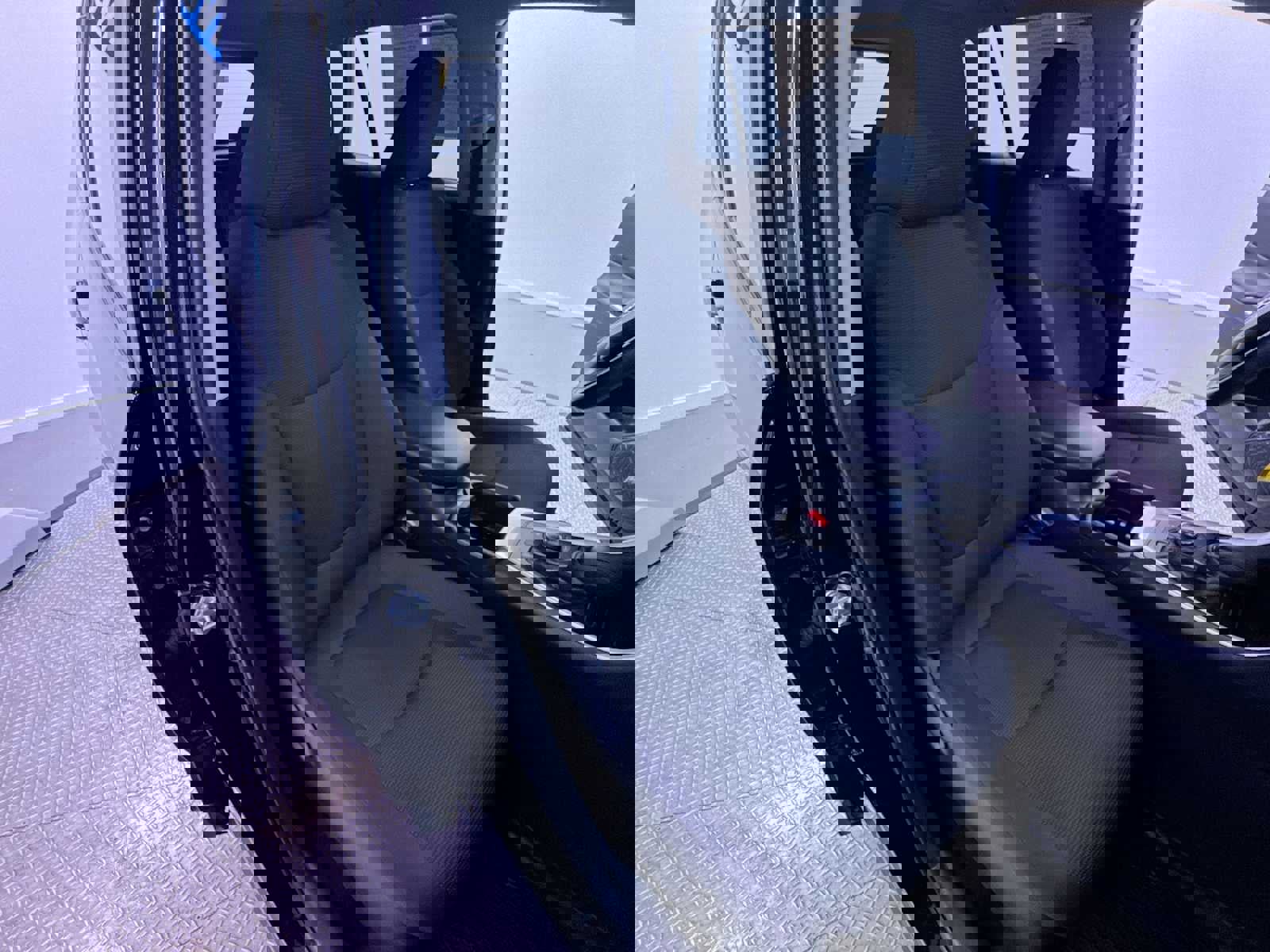 Used 2024 Toyota RAV4 LE AWD/4WD image 26