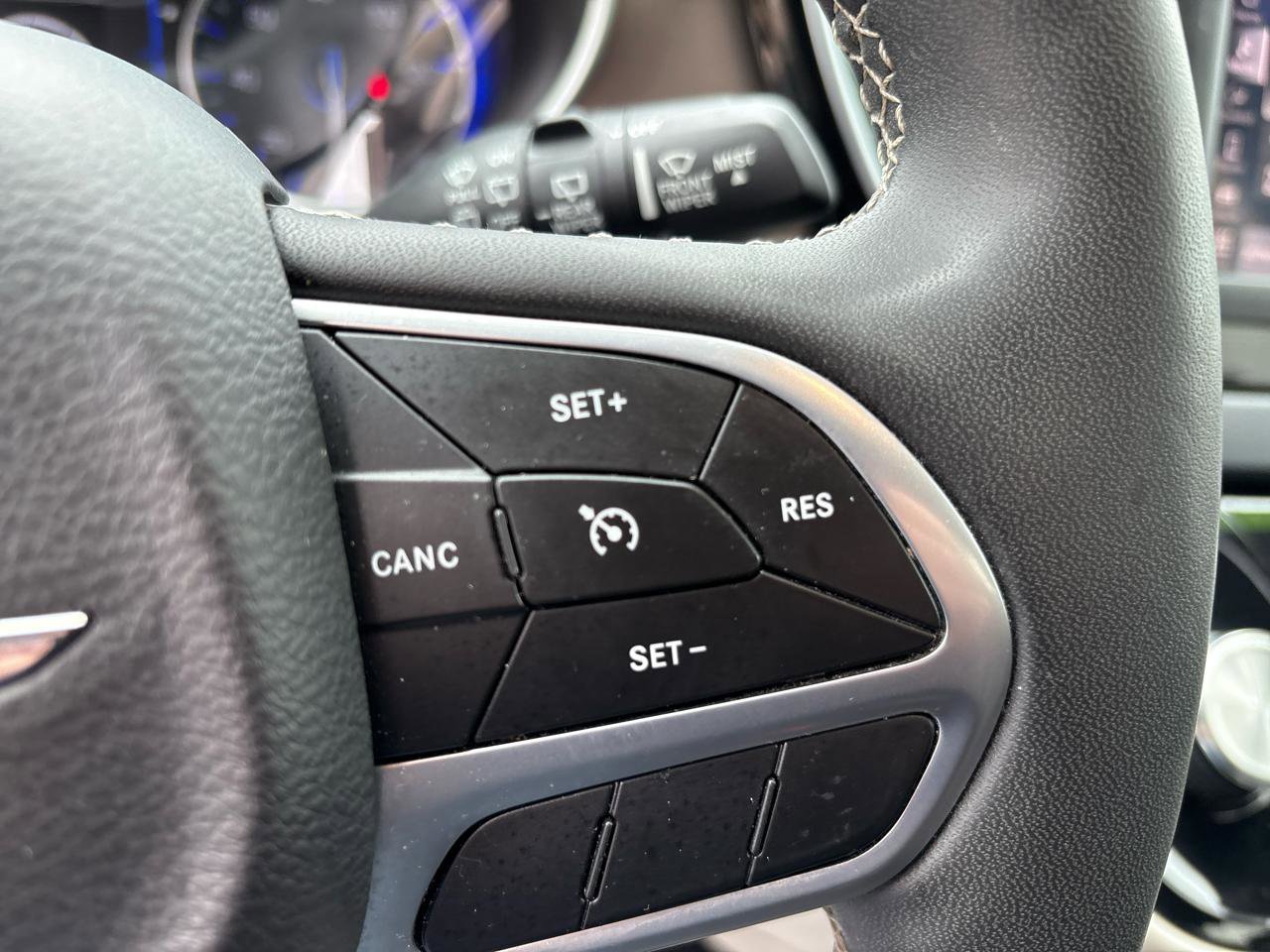 Used 2023 Chrysler Voyager LX FWD image 18
