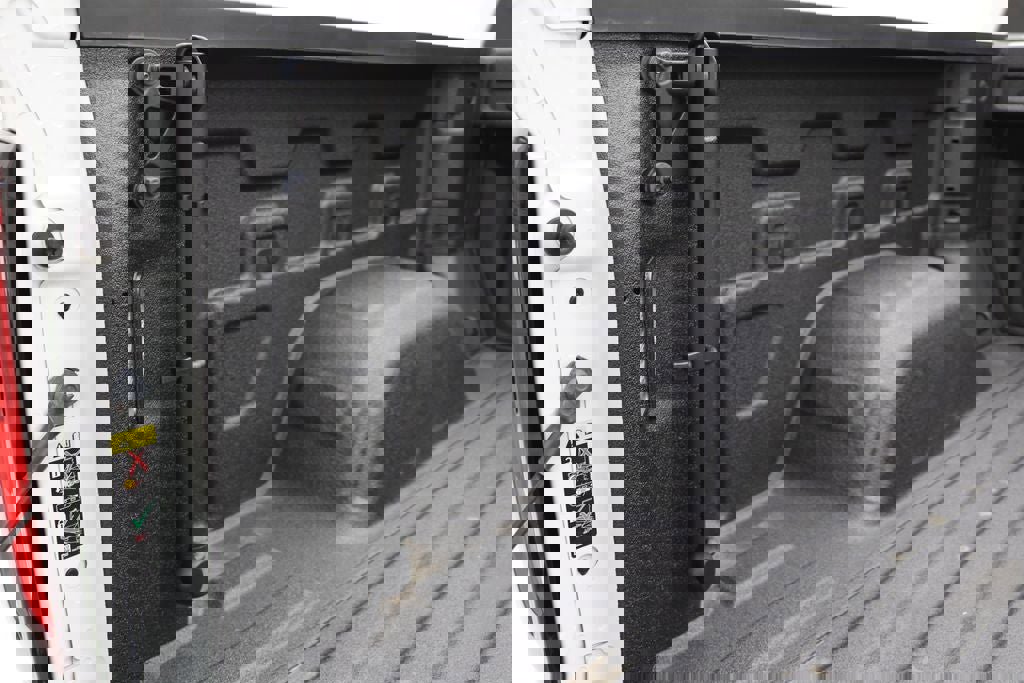 Used 2025 GMC Sierra 1500 AT4 w/ AT4 Premium Package image 15