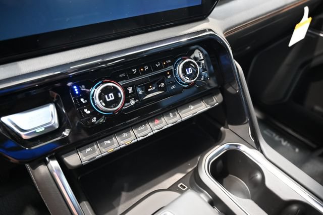 New 2026 GMC Sierra 1500 Denali AWD/4WD image 22