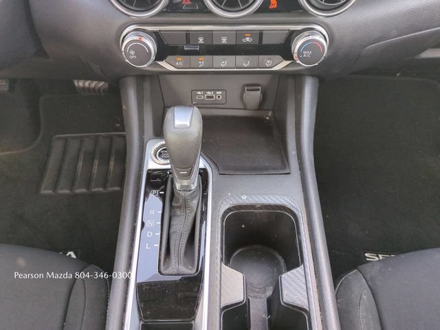 Used 2022 Nissan Sentra SV FWD image 19