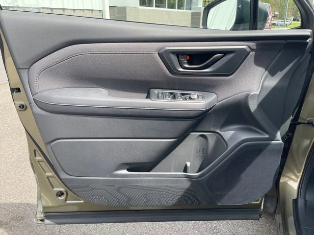 Certified 2025 Subaru Forester Premium w/ Protection Package (1PH) image 18