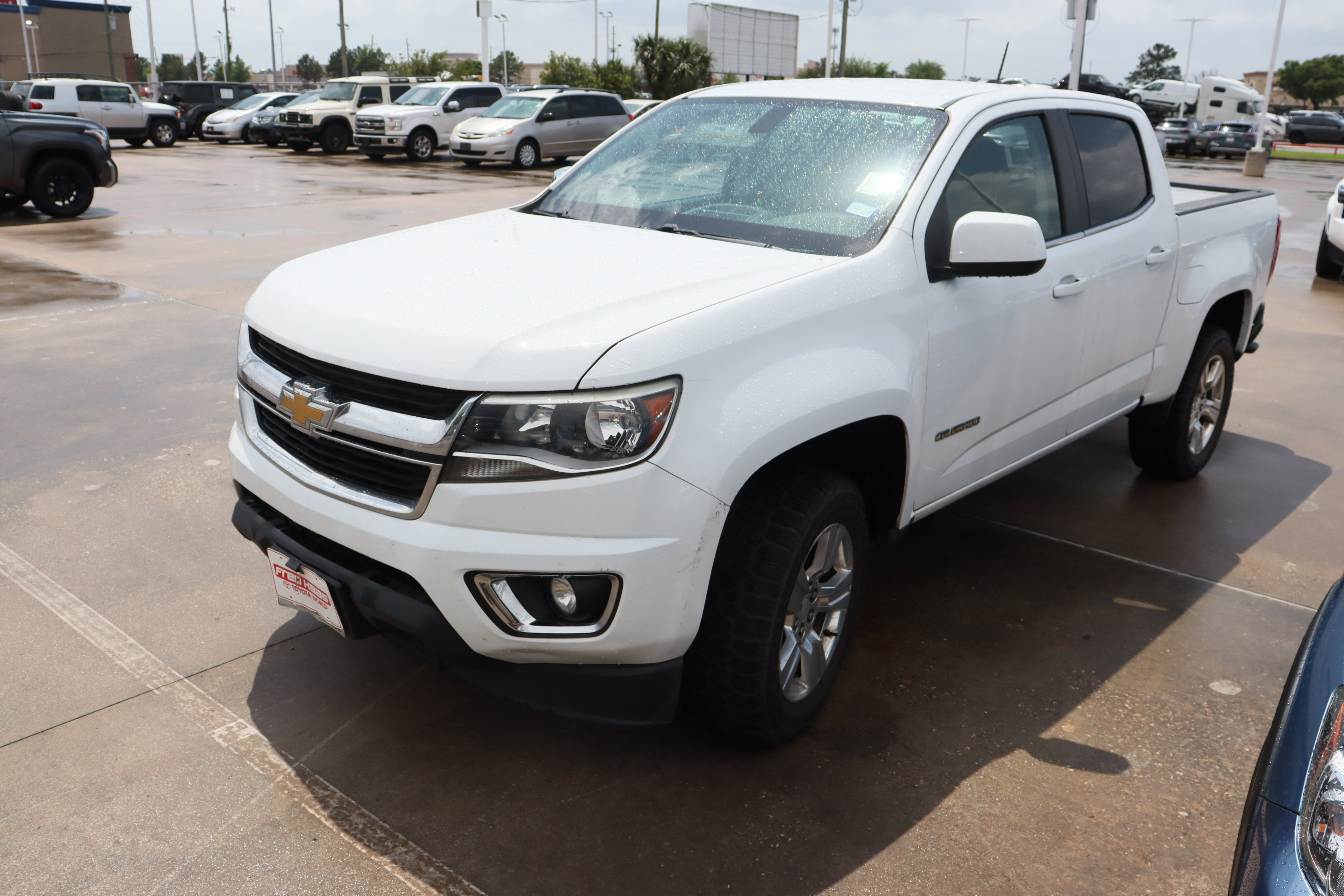 Used 2017 Chevrolet Colorado LT w/ LT Convenience Package image 5
