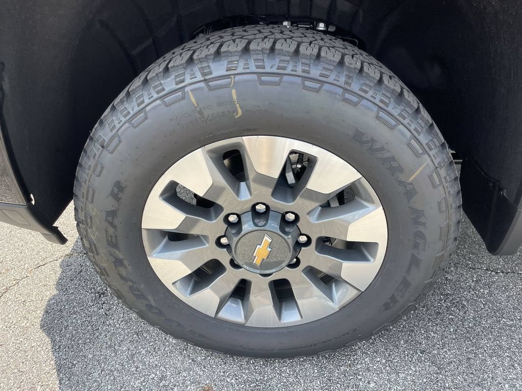 New 2026 Chevrolet Silverado 2500 Custom w/ Custom Value Package AWD/4WD image 10