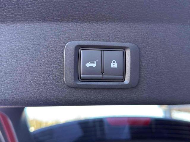 New 2026 Mitsubishi Outlander SE image 33