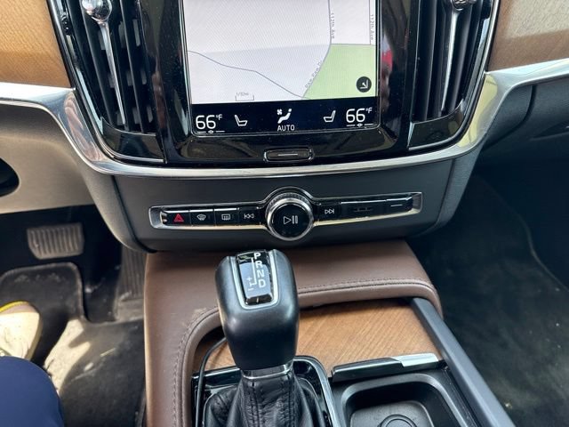 Used 2018 Volvo S90 T6 Inscription w/ Protection Package AWD/4WD image 15