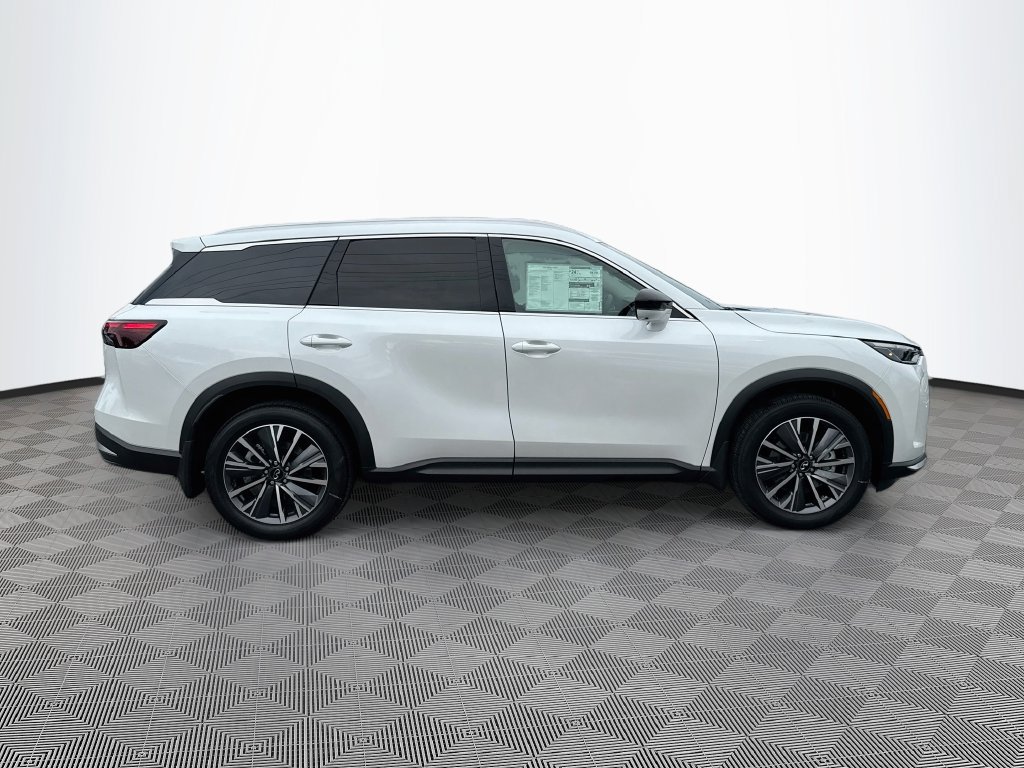 New 2027 INFINITI QX60 Luxe w/ Cargo Package FWD image 4
