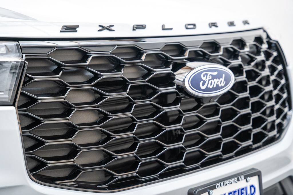 New 2026 Ford Explorer ST-Line AWD/4WD image 13