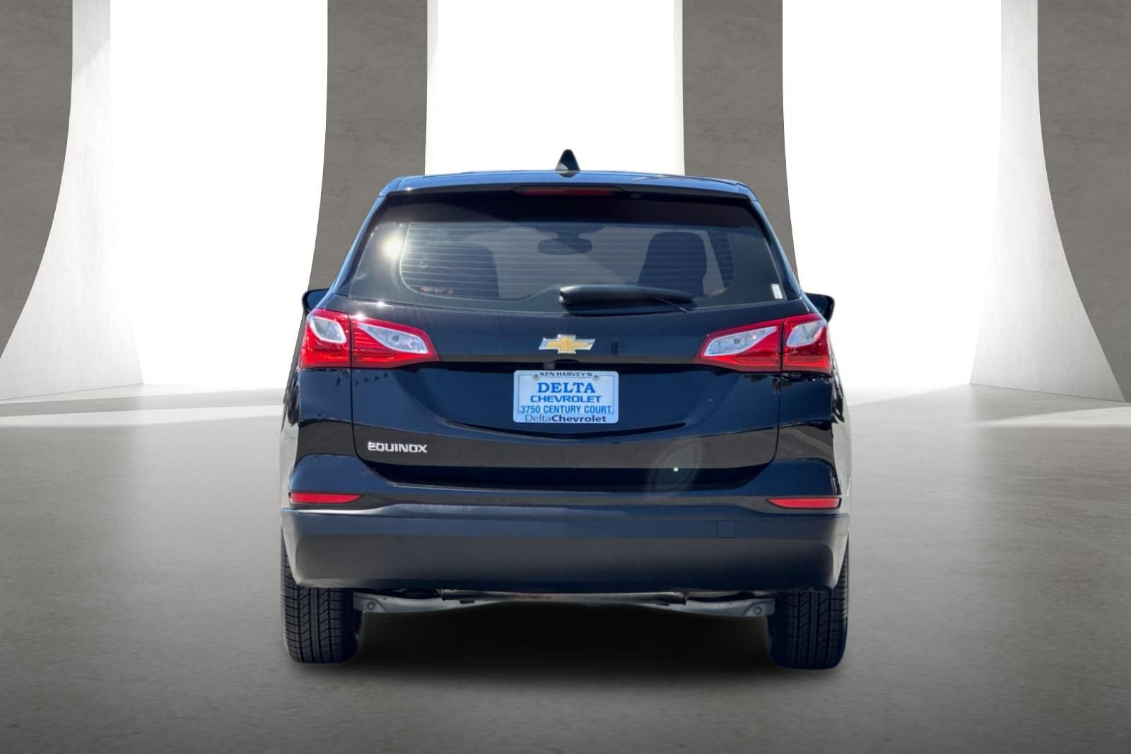 Used 2019 Chevrolet Equinox LS FWD image 5