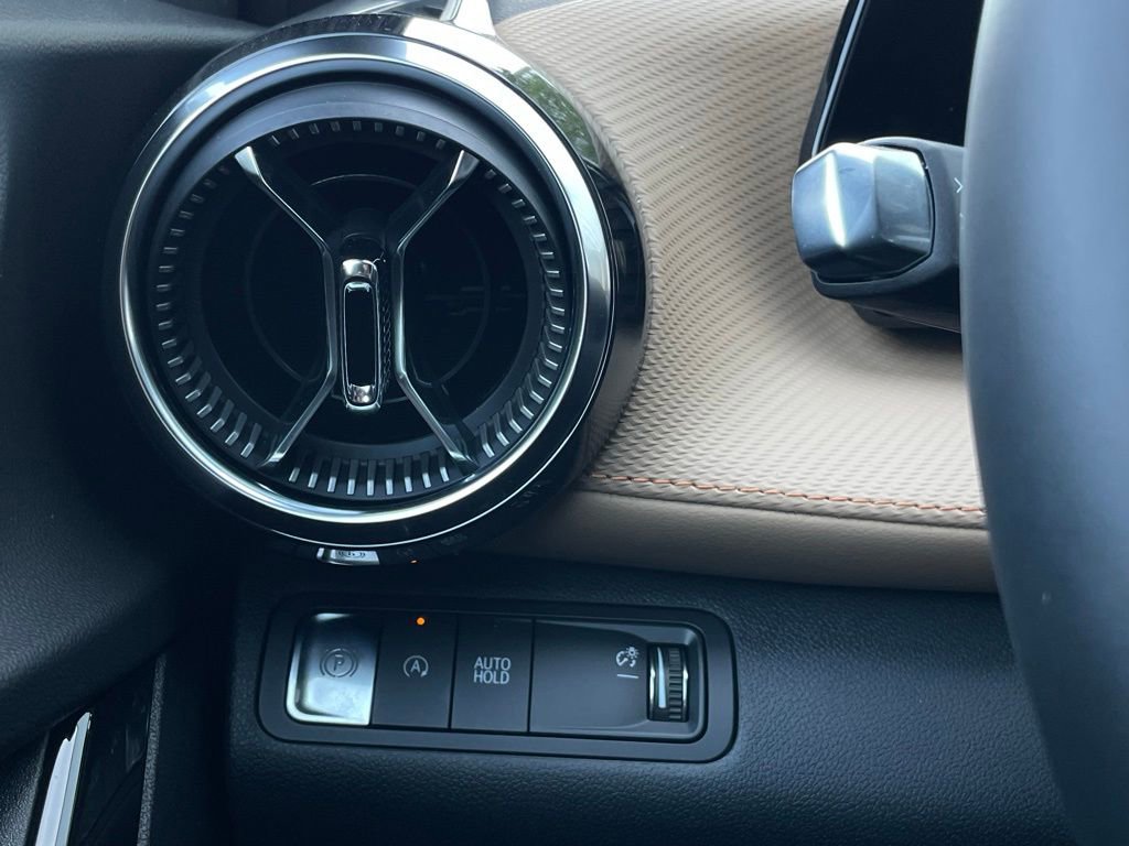 New 2026 Chevrolet Equinox ACTIV image 14