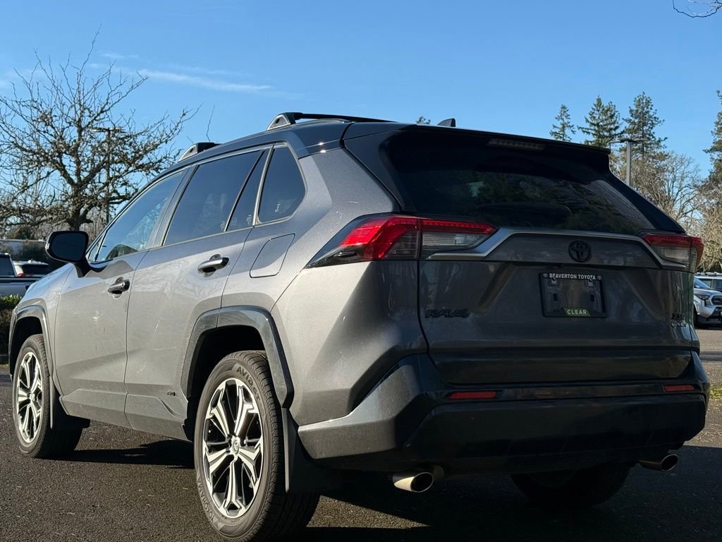 Used 2025 Toyota RAV4 XSE image 3