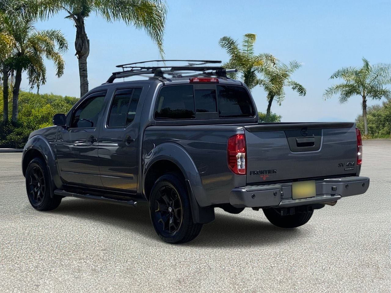 Certified 2021 Nissan Frontier SV w/ Midnight Edition Floor Mats AWD/4WD image 3