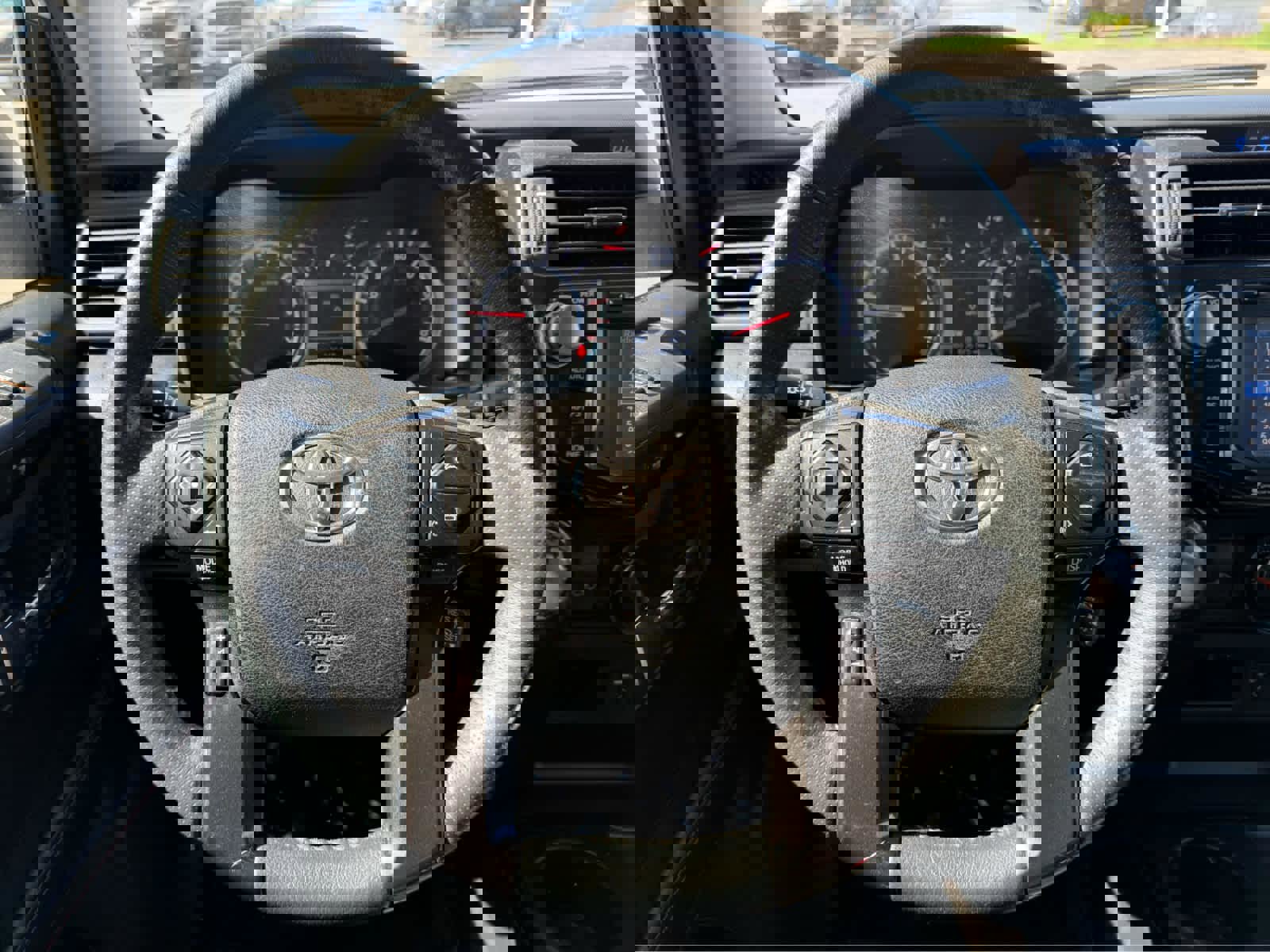 Used 2018 Toyota 4Runner TRD Off-Road image 15