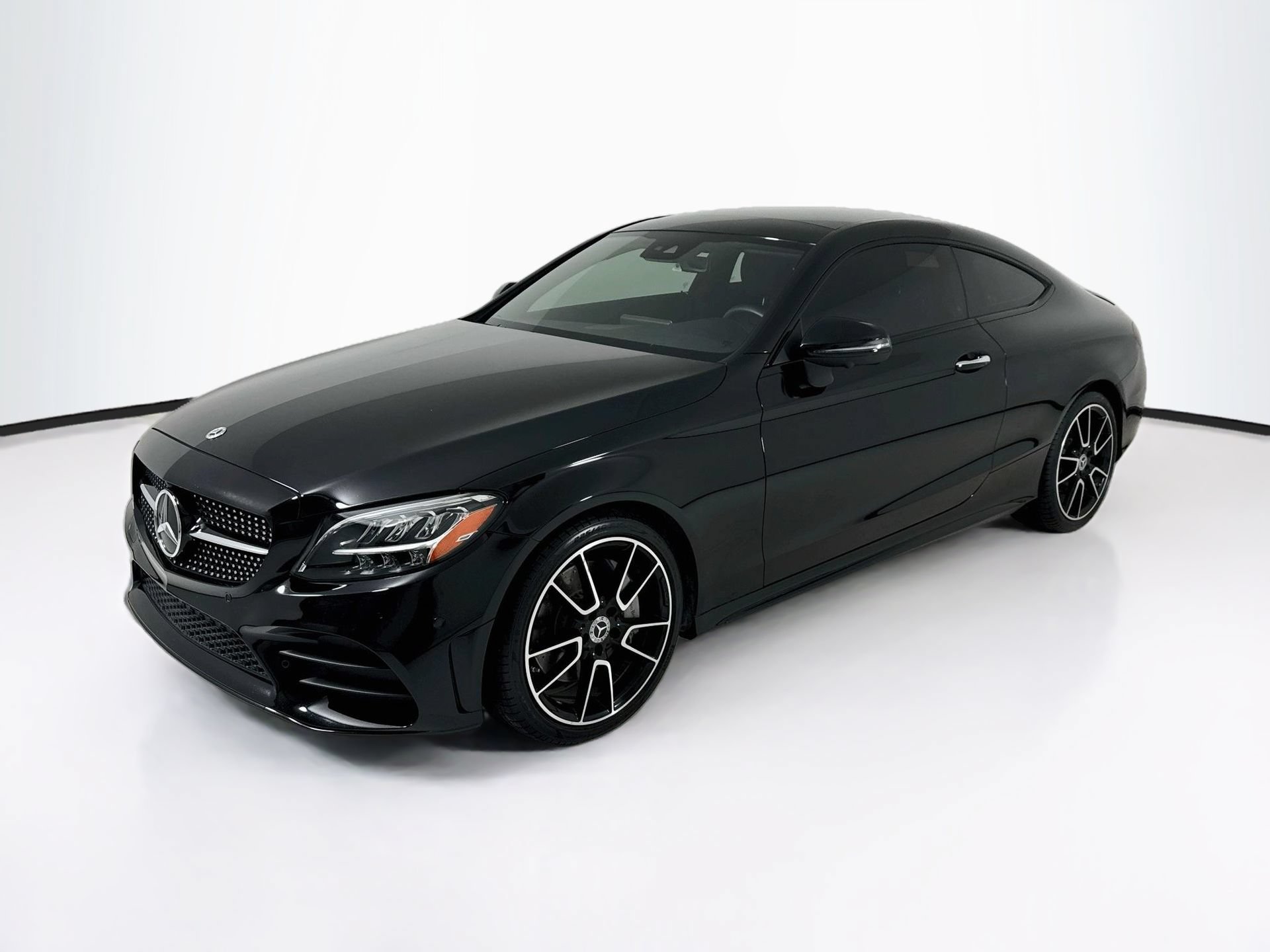 Used 2023 Mercedes-Benz C 300 Coupe image 3