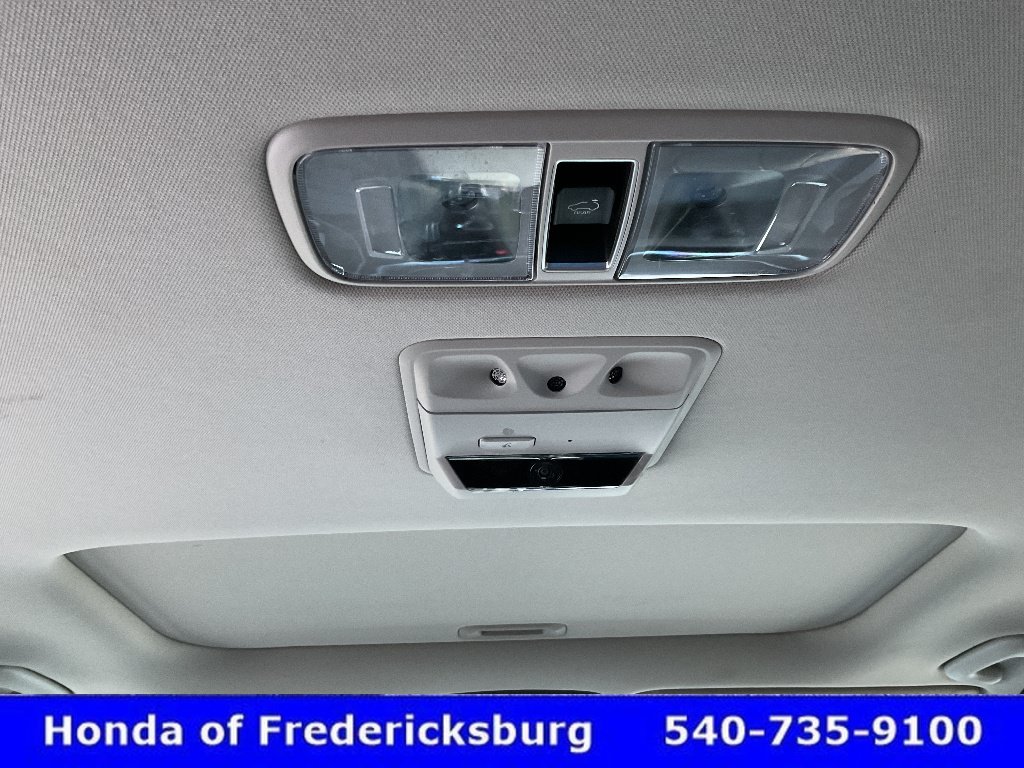 Used 2023 Kia Carnival SX Prestige FWD image 46